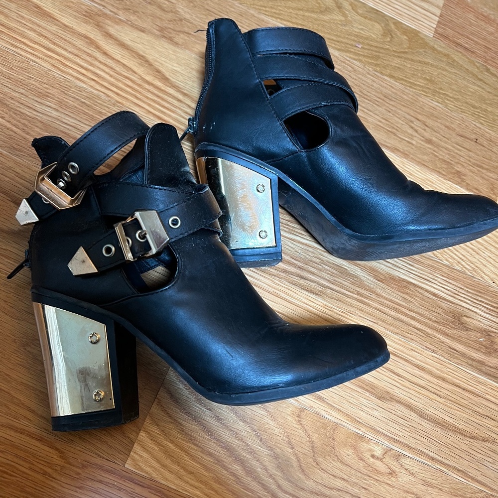 Justfab boots size 7